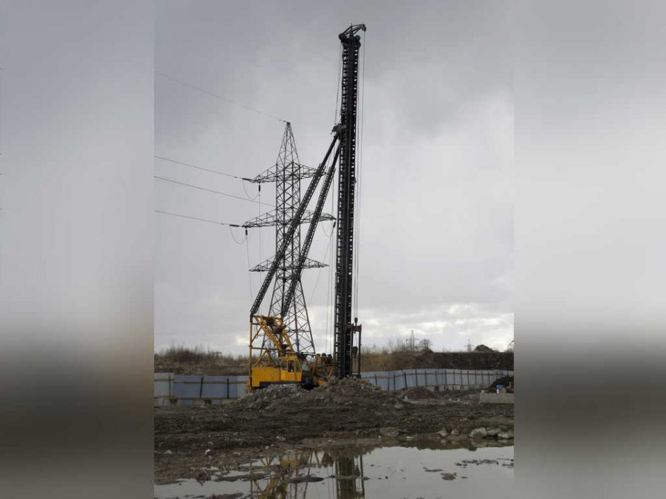  Другой Hitachi KH 125-2  