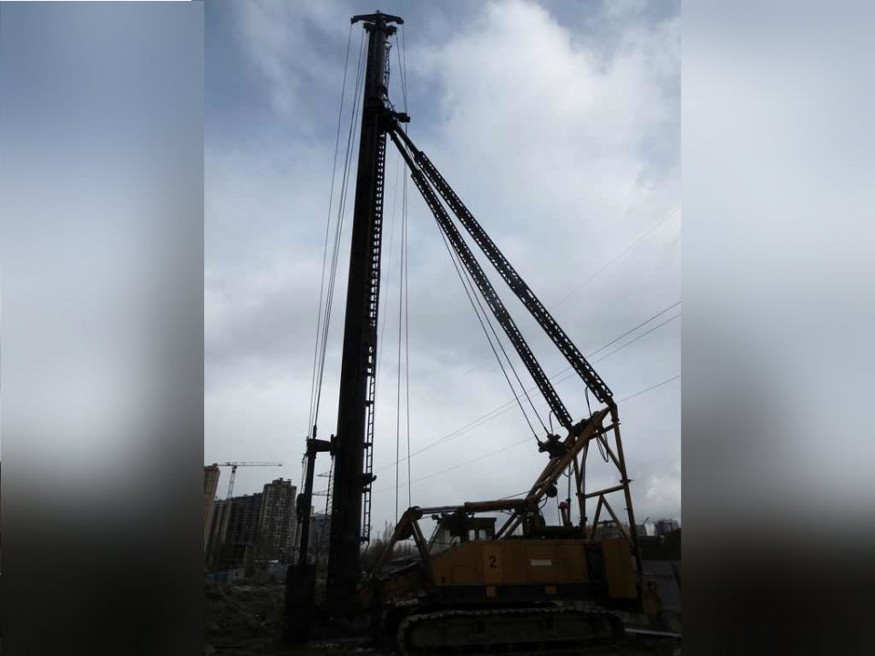  Другой Hitachi KH 125-2  