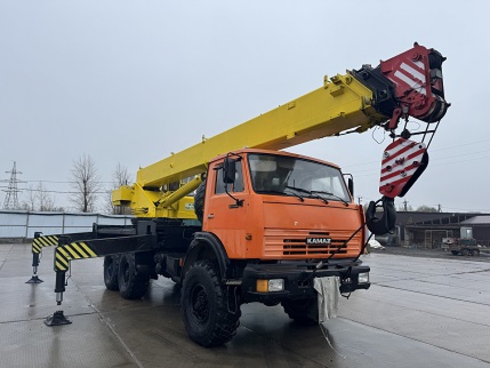  Автокран Камаз ИВАНОВЕЦ КС-45717К-3  2011 года