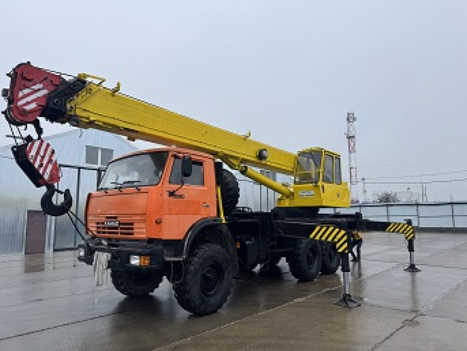  Автокран Камаз ИВАНОВЕЦ КС-45717К-3  2011 года