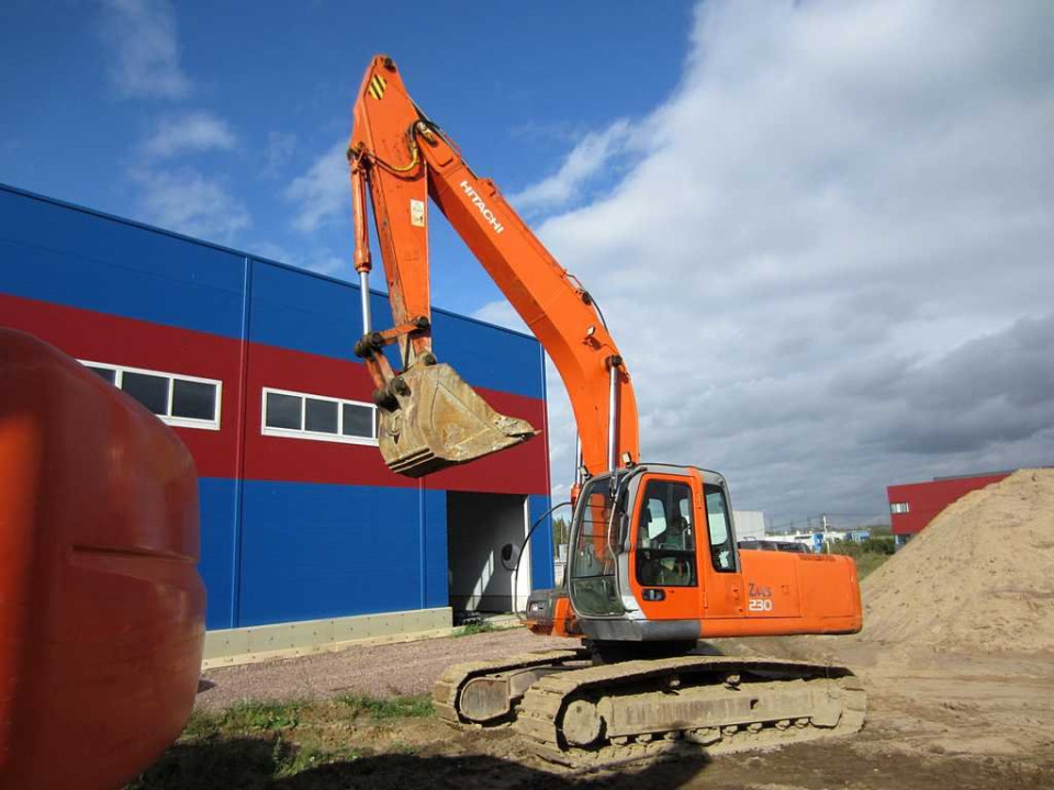  Экскаватор Hitachi ZX 230 ZAXIS  