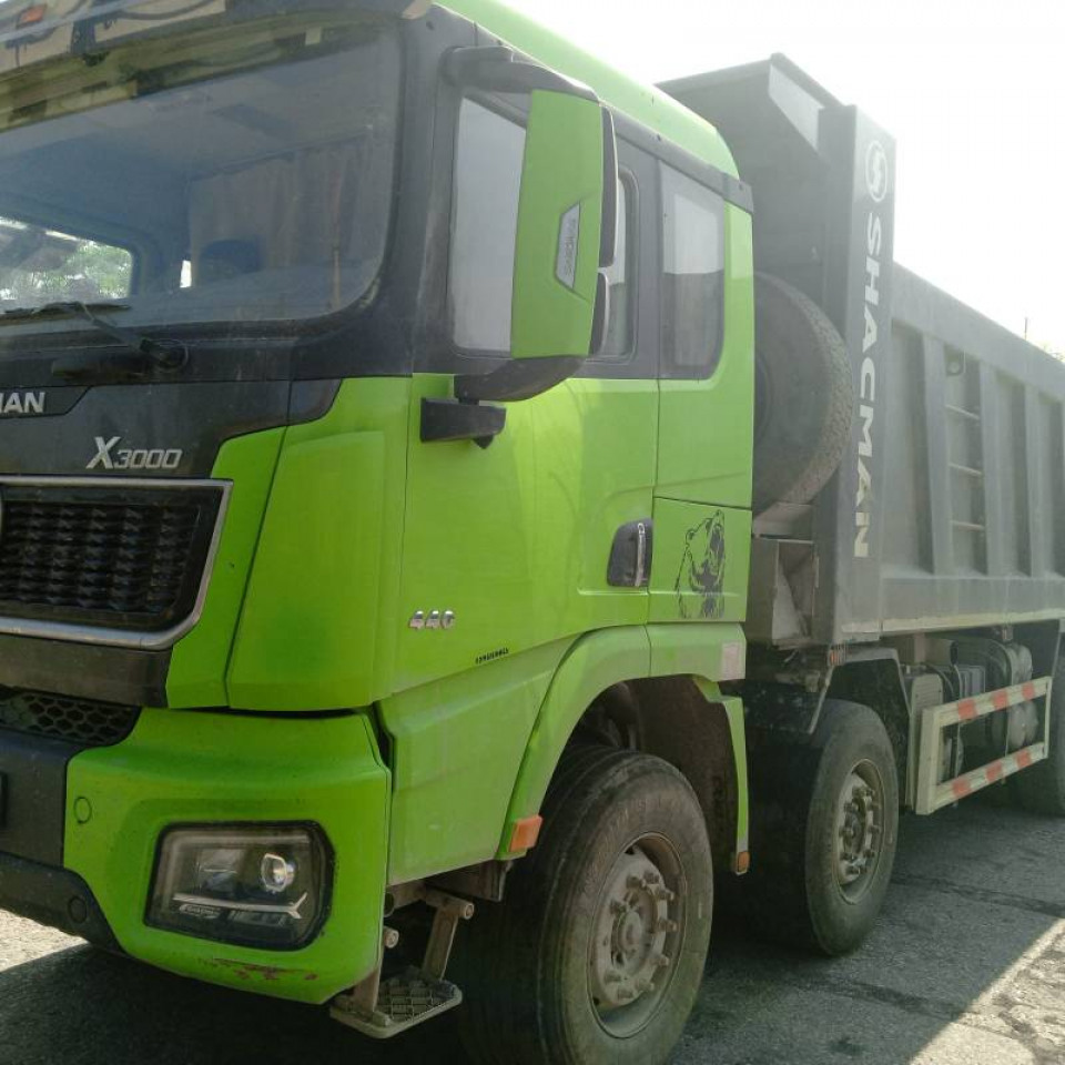 SHACMAN SX33186W366C  2023 года