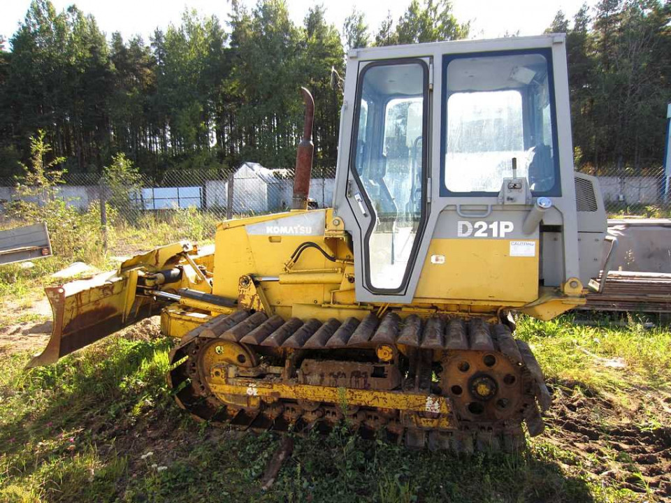 Komatsu Бульдозер Komatsu D 21  