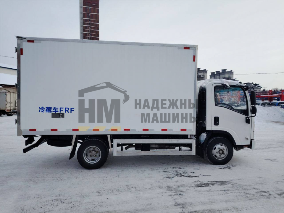 Isuzu Elf  2025 года