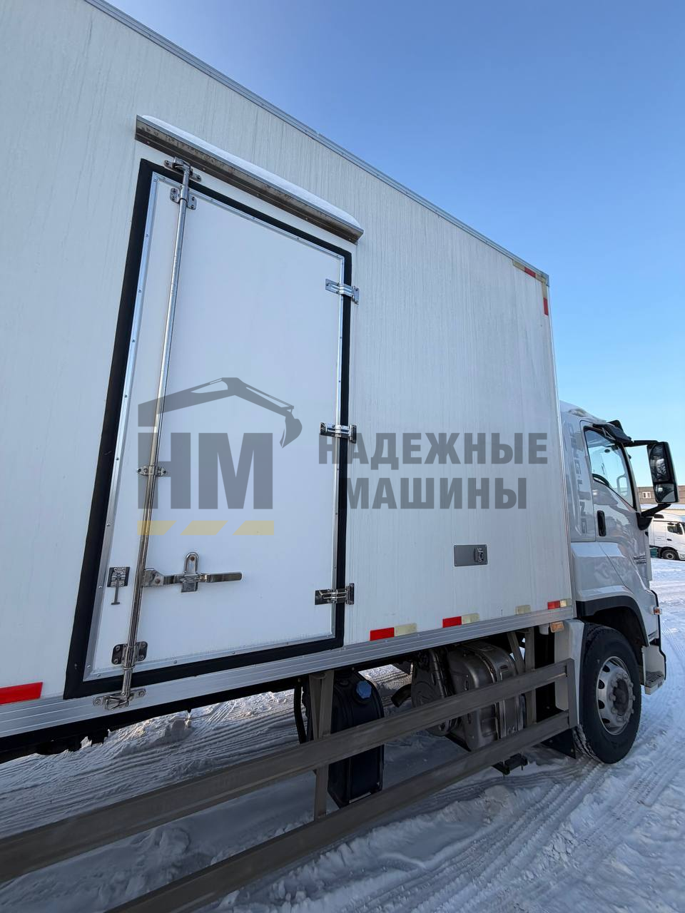 Isuzu Giga  2025 года, 11 т