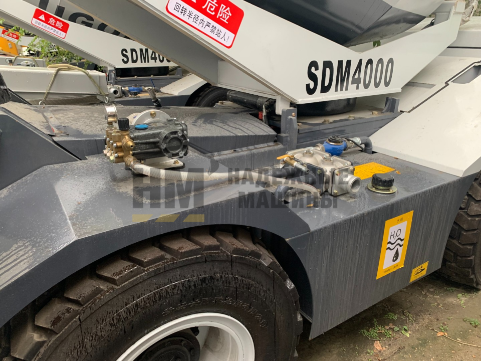  Автобетоносмеситель  Yugong SDM4000  2025 года