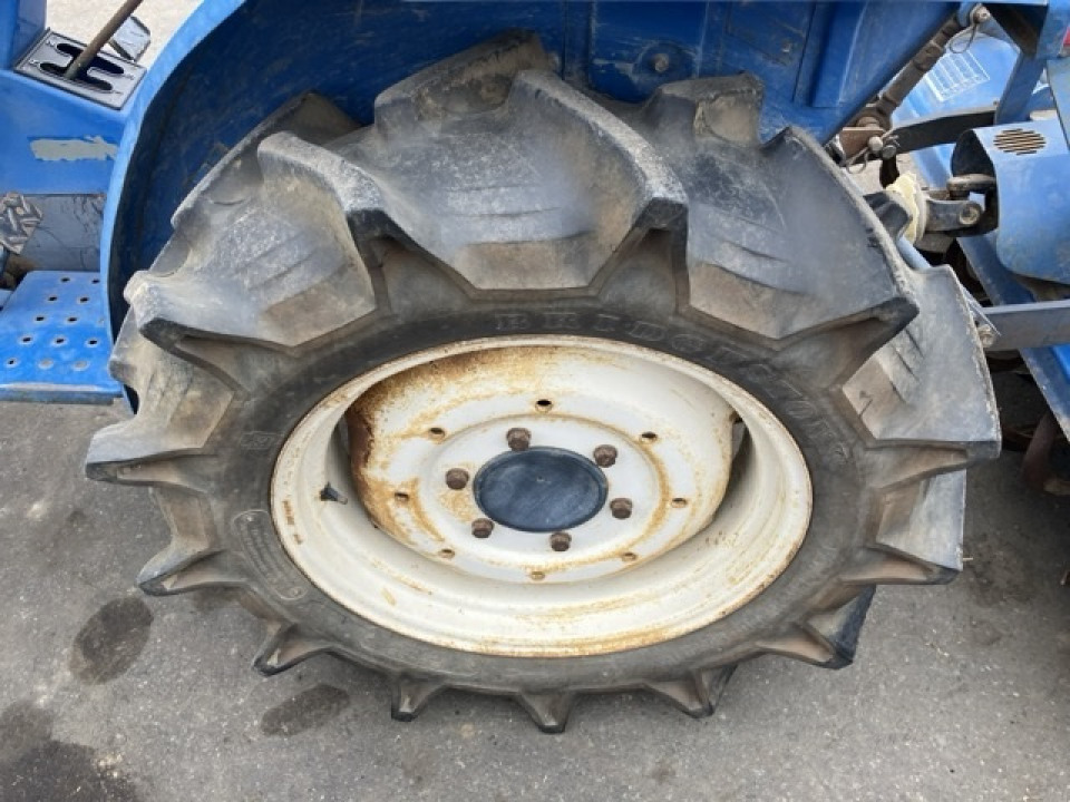  Трактор  Iseki TL2100F  1985 года