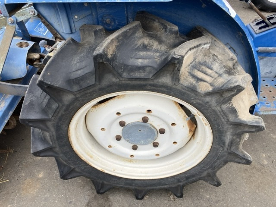  Трактор  Iseki TL2100F  1985 года