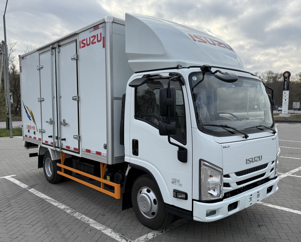 Isuzu ELF  2024 года, 4500 т