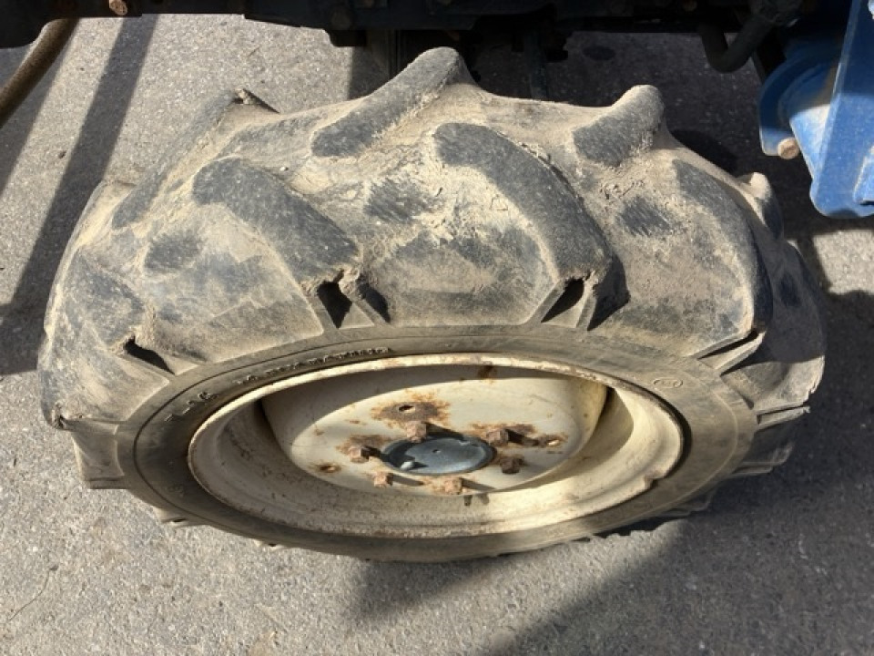  Трактор  Iseki TA270F  1991 года
