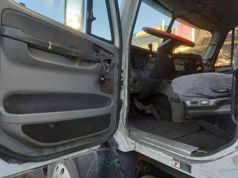 Freightliner Colambia  2004 года