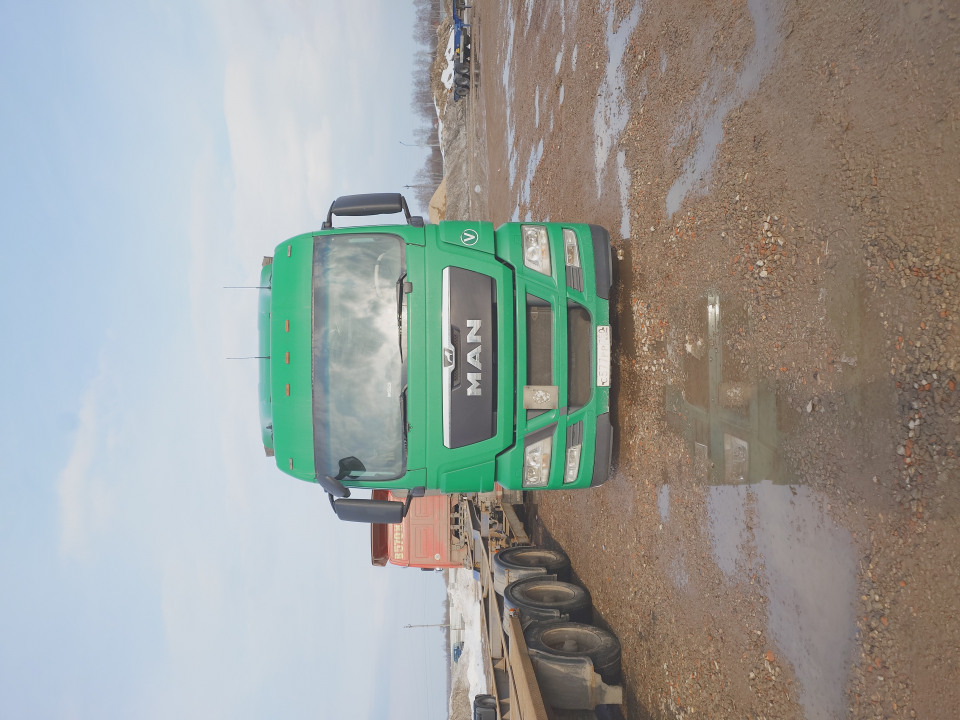 MAN TGX  2018 года, 4х2, 440 л.с.