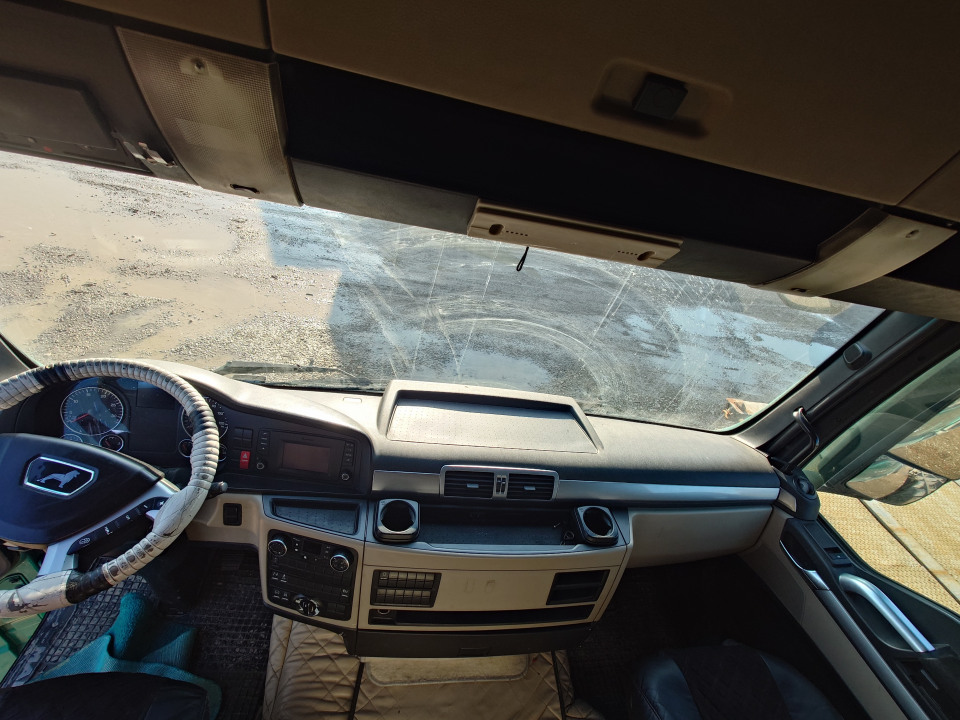 MAN TGX  2018 года, 4х2, 440 л.с.