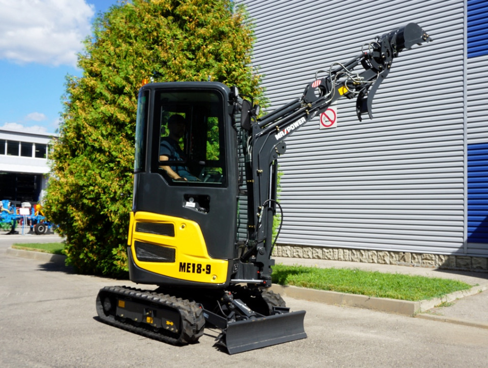 Мини-экскаватор MaxPower ME18.9  2025 года