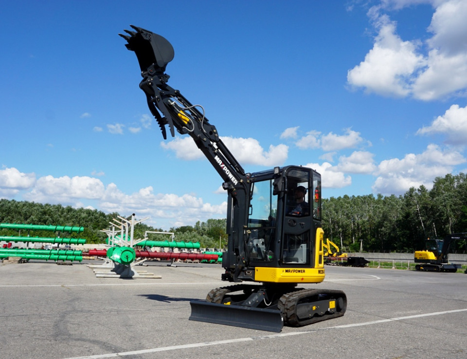 MaxPower Мини-экскаватор MaxPower ME26.9  2025 года