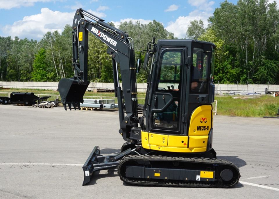  Мини-экскаватор MaxPower ME35.9  2025 года