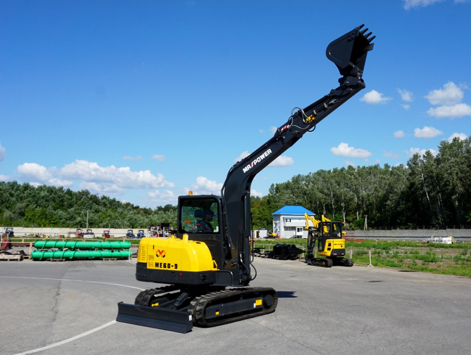  Мини-экскаватор MaxPower ME60.9  2025 года