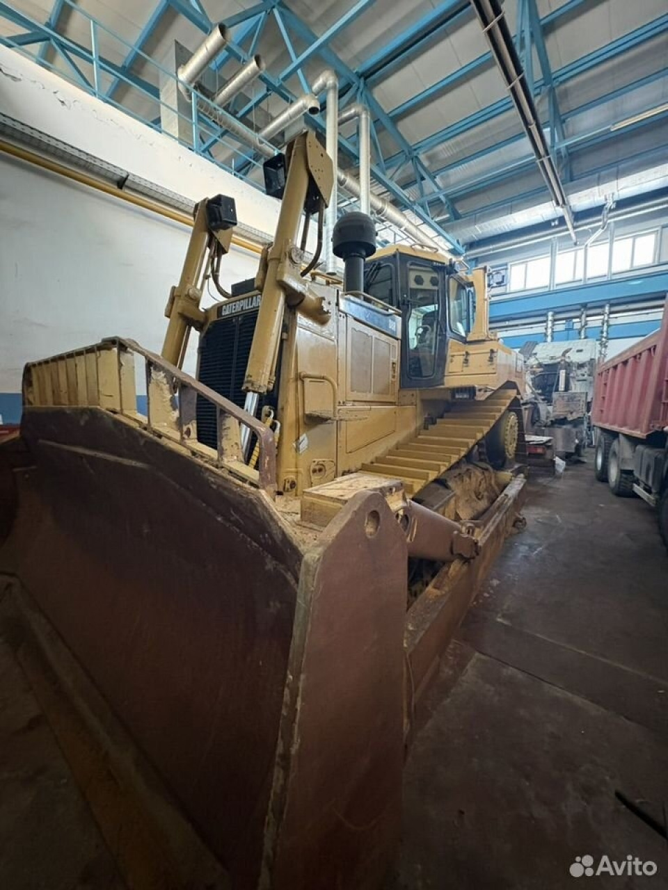  Бульдозер Caterpillar D8R  2010 года