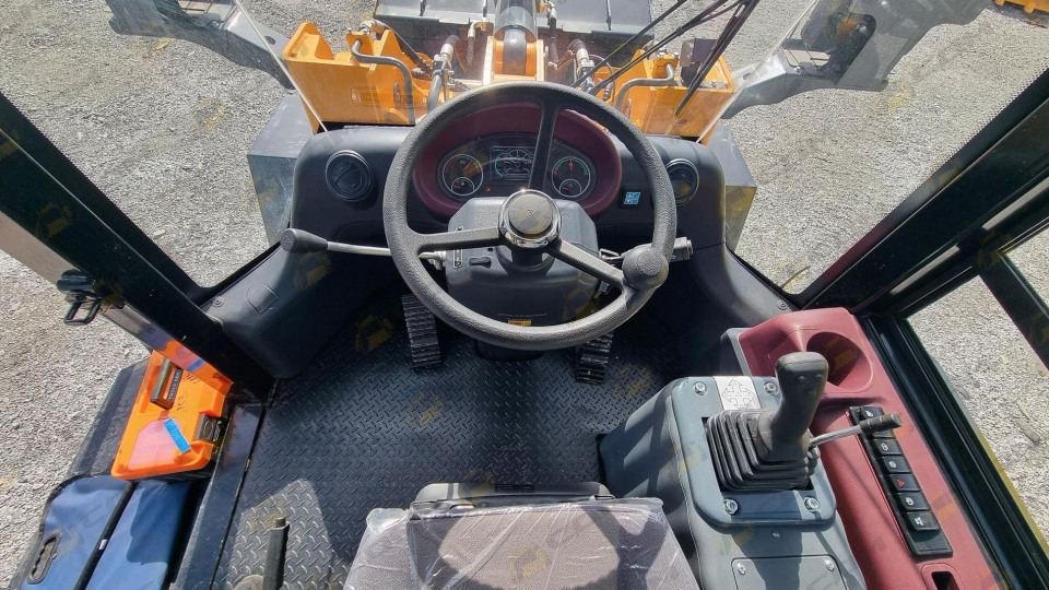  Погрузчик фронтальный Lonking CDM853N  2026 года