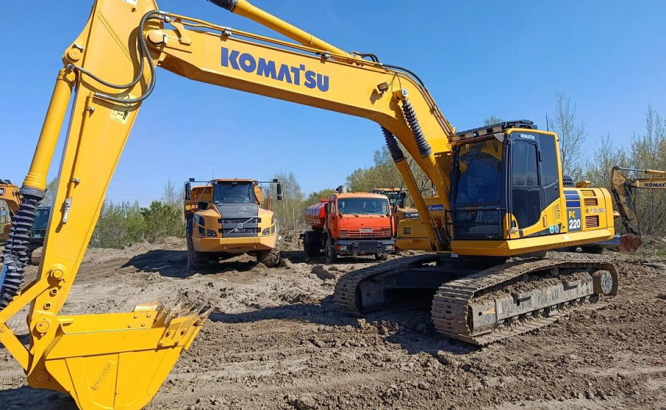  Экскаватор Komatsu PC220-8N1  2022 года