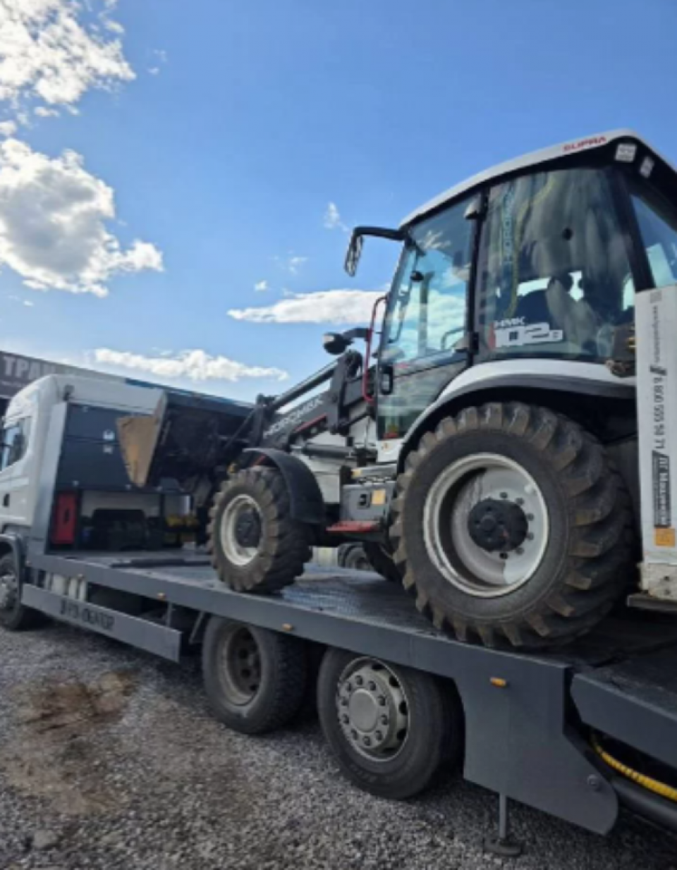  Экскаватор-погрузчик HMK HIDROMEK HMK 102B SUPRA  2023 года