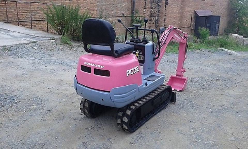 Экскаватор Komatsu PC-02  2010 года