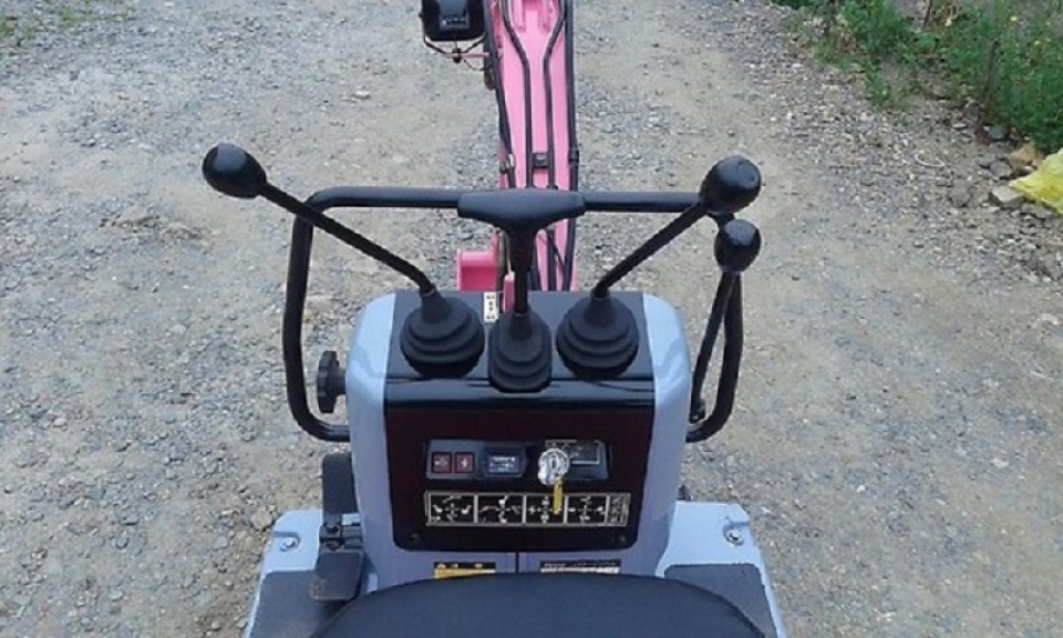  Экскаватор Komatsu PC-02  2010 года