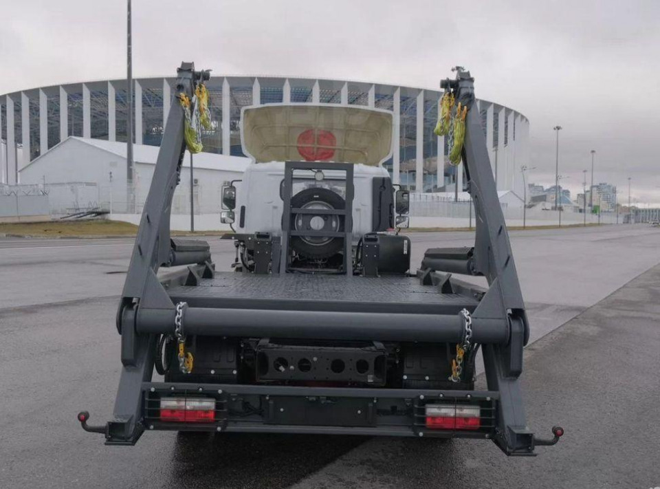  Погрузчик Dongfeng C120N  2024 года