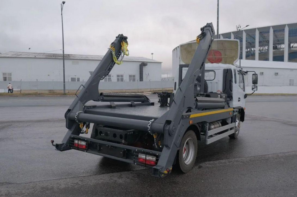  Погрузчик Dongfeng C120N  2024 года