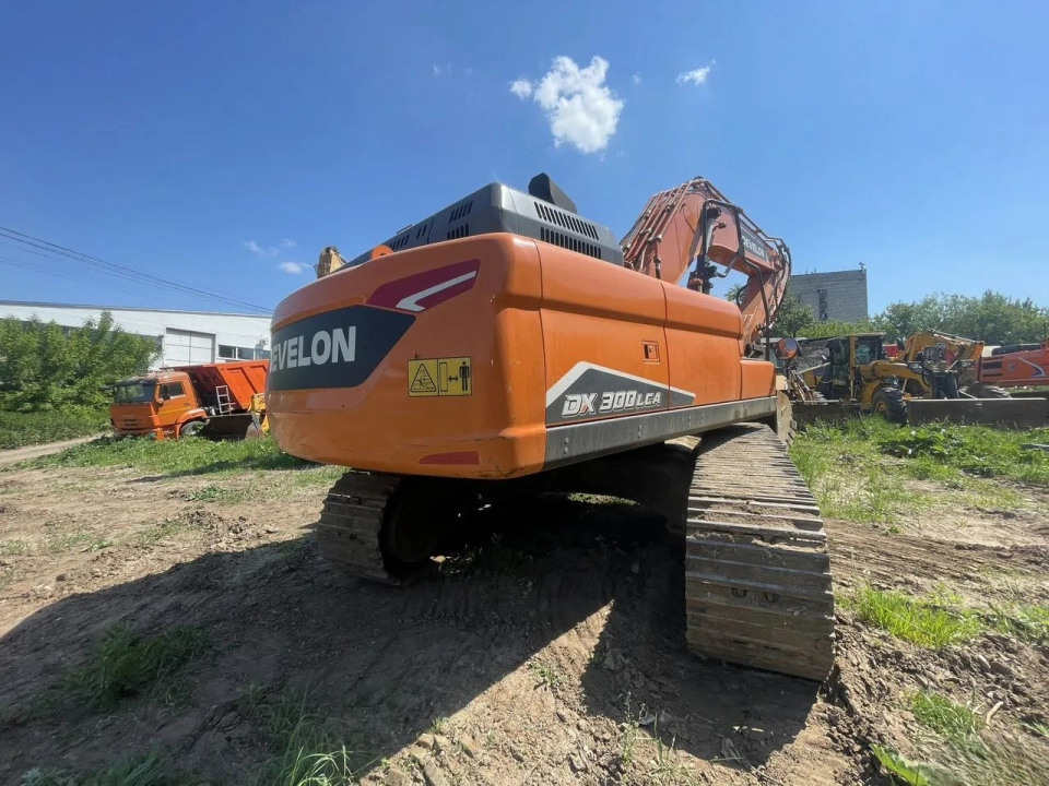  Экскаватор Doosan DX 300 LCA-7M  2023 года