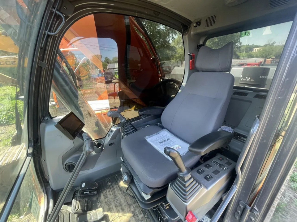  Экскаватор Doosan DX 300 LCA-7M  2023 года