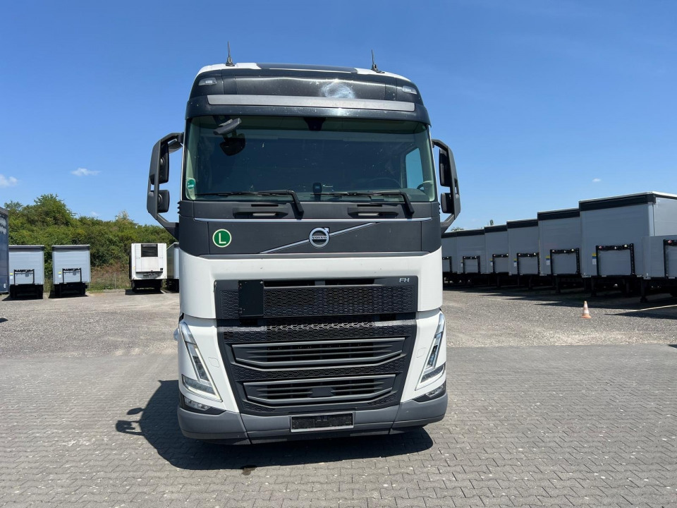Volvo fh500  2026 года, 4х2