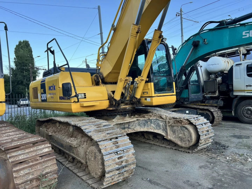  Экскаватор Komatsu PC300-8M0  2021 года