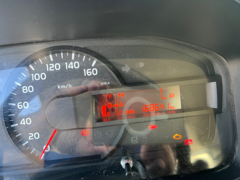 Hino 300  2020 года, 3000 т