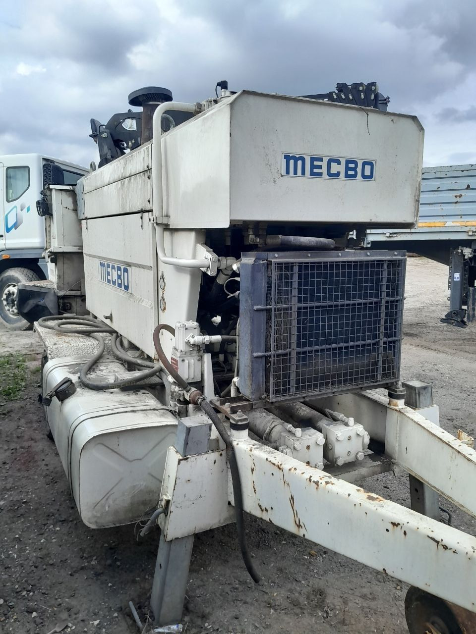  Бетононасос  MECBO PULSAR CAR P4.65 APV/D  2006 года