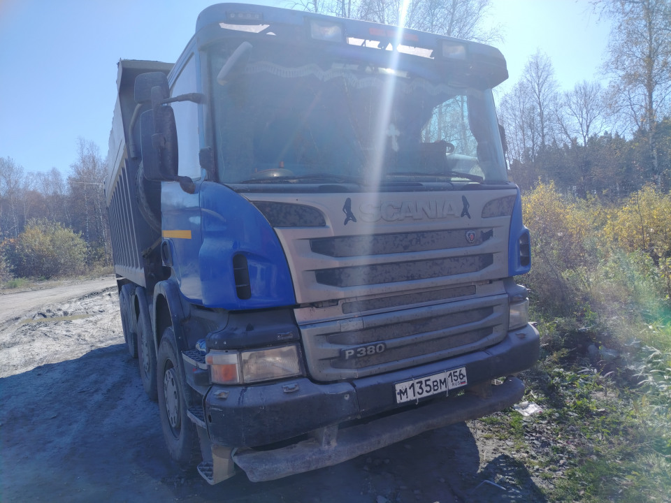 SCANIA Р380  2012 года, 32 т