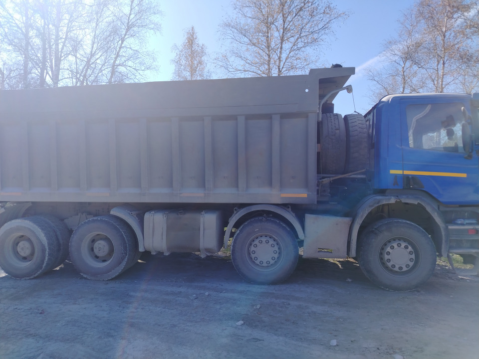 SCANIA Р380  2012 года, 32 т