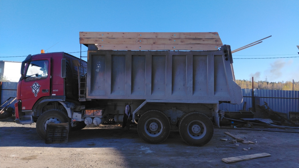 SCANIA Р380  2012 года, 32 т